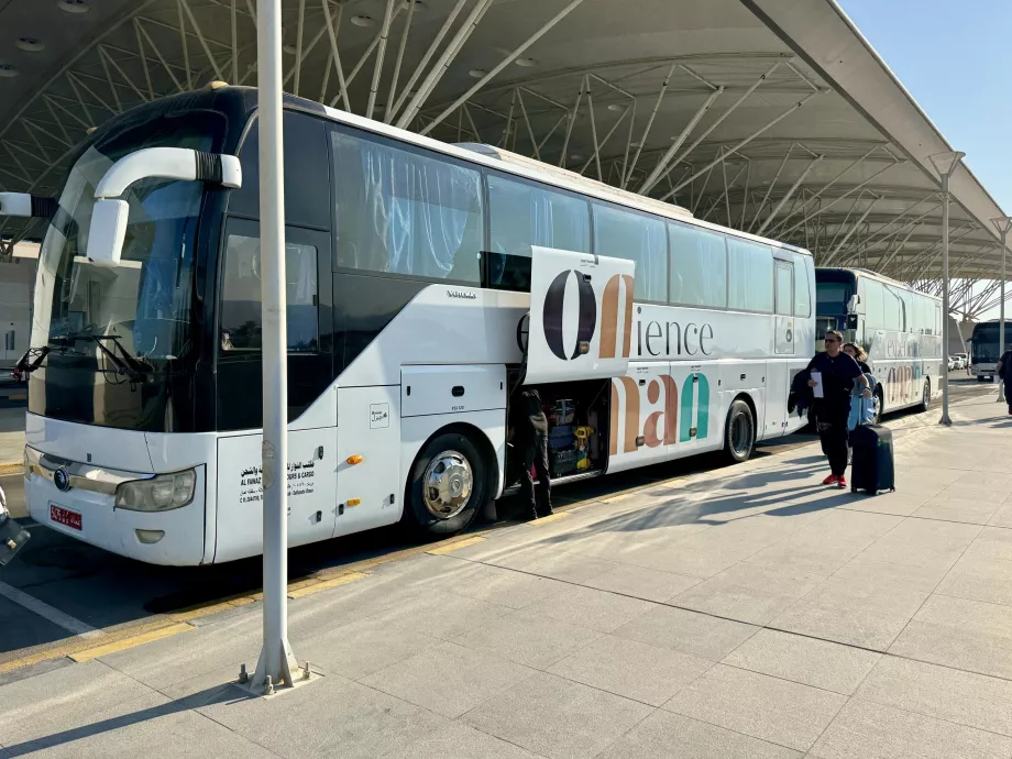 Buszjáratok az utazási irodák ügyfelei számára