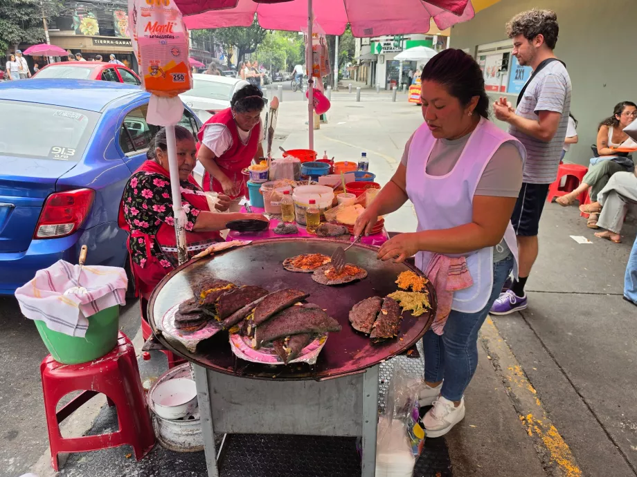 Utcai quesadilla stand