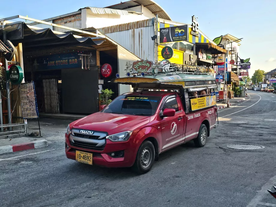 Songthaew Koh Samui szigetén