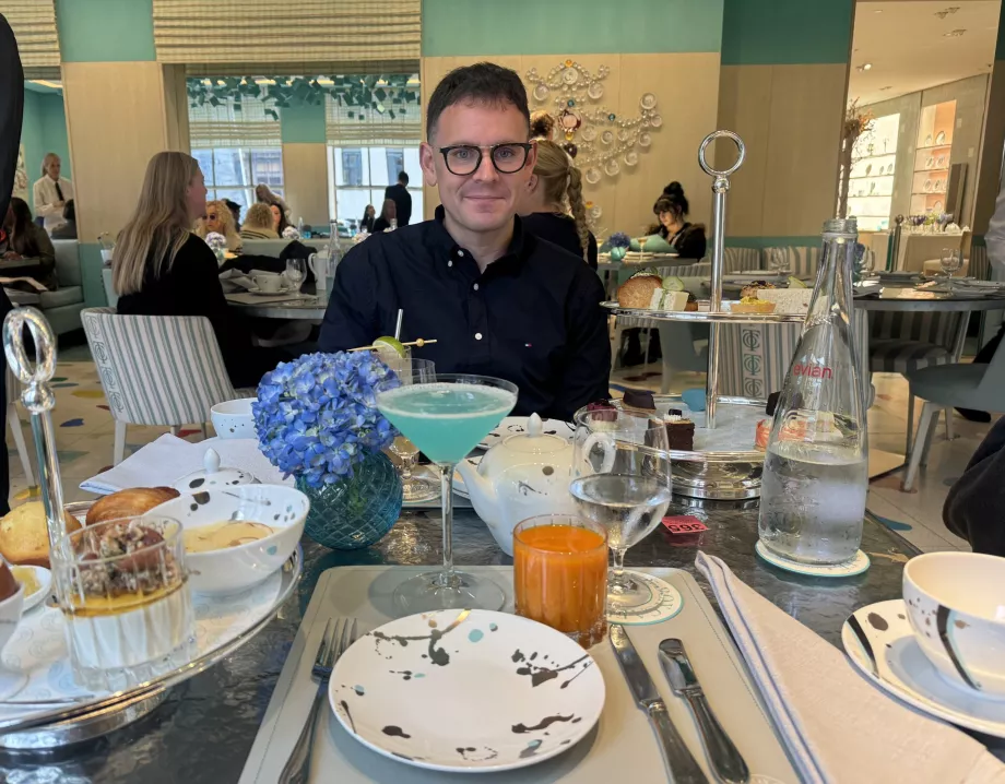 Én a Tiffany reggelijénél