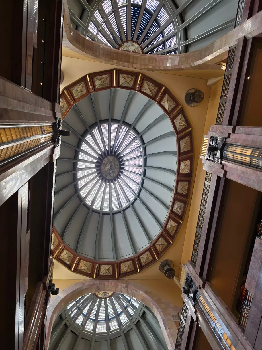 A Palacio Bellas Artes lobby belseje