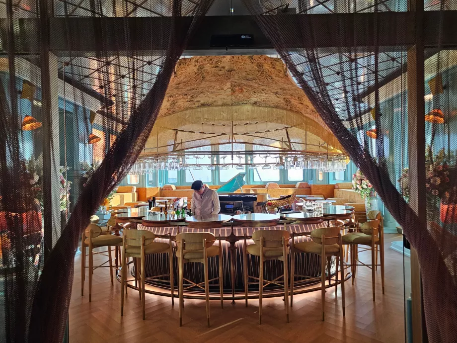 Akara Sky Hanuman - étterem