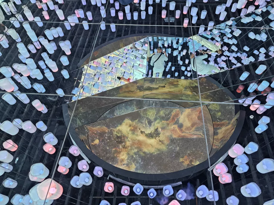 Akara Sky Hanuman - Virtuális égi lámpás