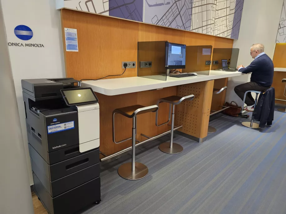 Egy munkahely és egy nyomtató