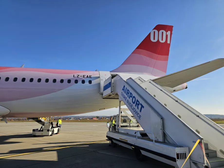 beszállás, České Budějovice repülőtér