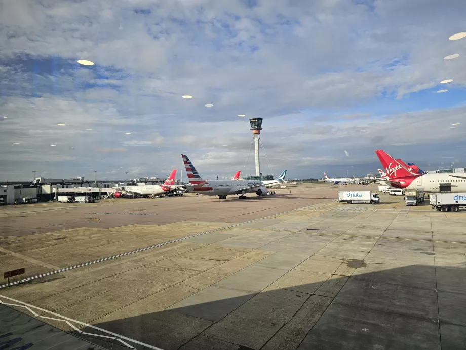 Kilátás a repülőtérre