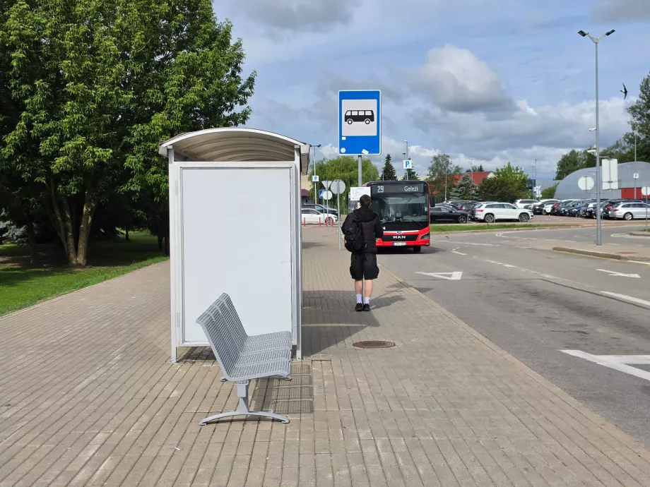 Városi és távolsági buszmegálló