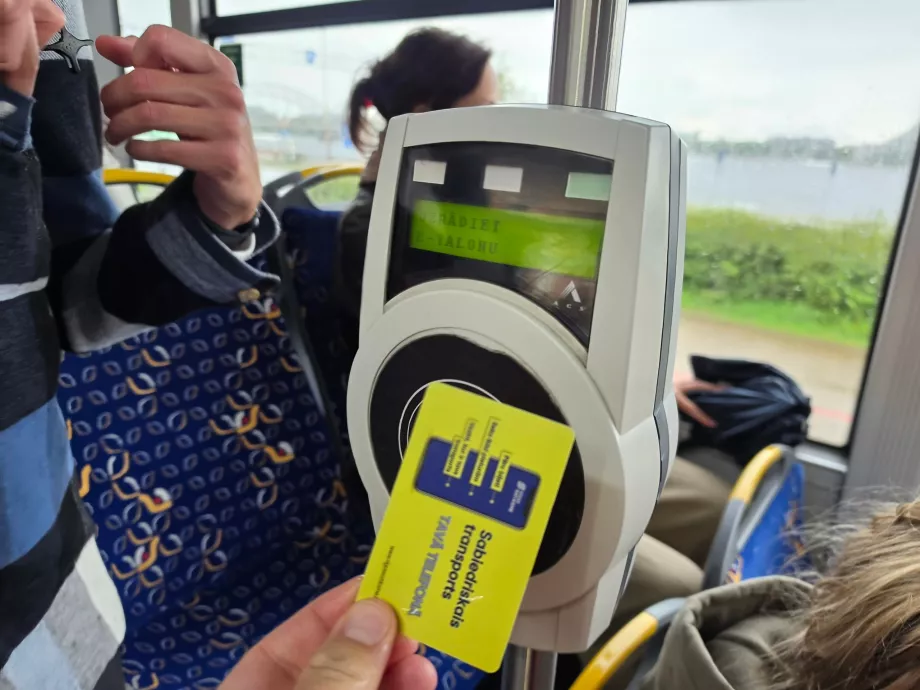A jegy használata a buszon