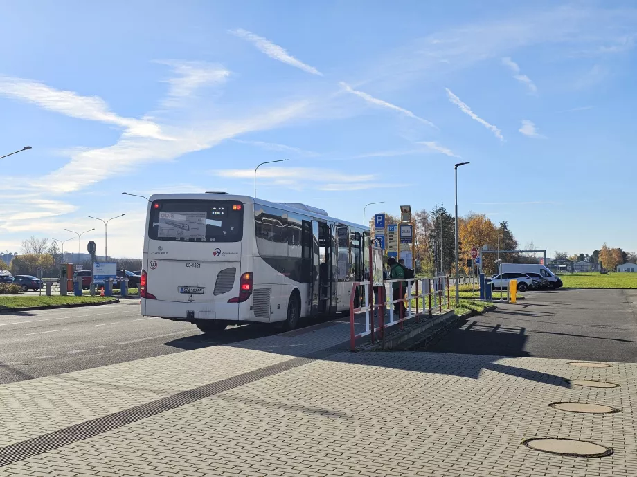 Buszmegálló Nový Jičín, Kopřivnice és más irányban