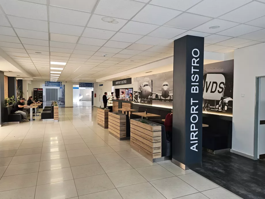 Étterem a nyilvános területen