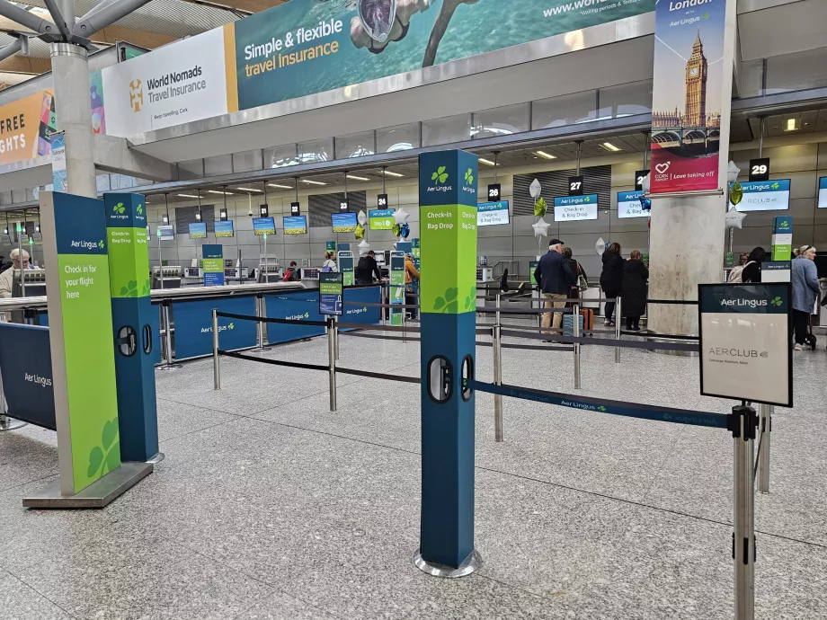 Bejelentkezés a repülőtéren