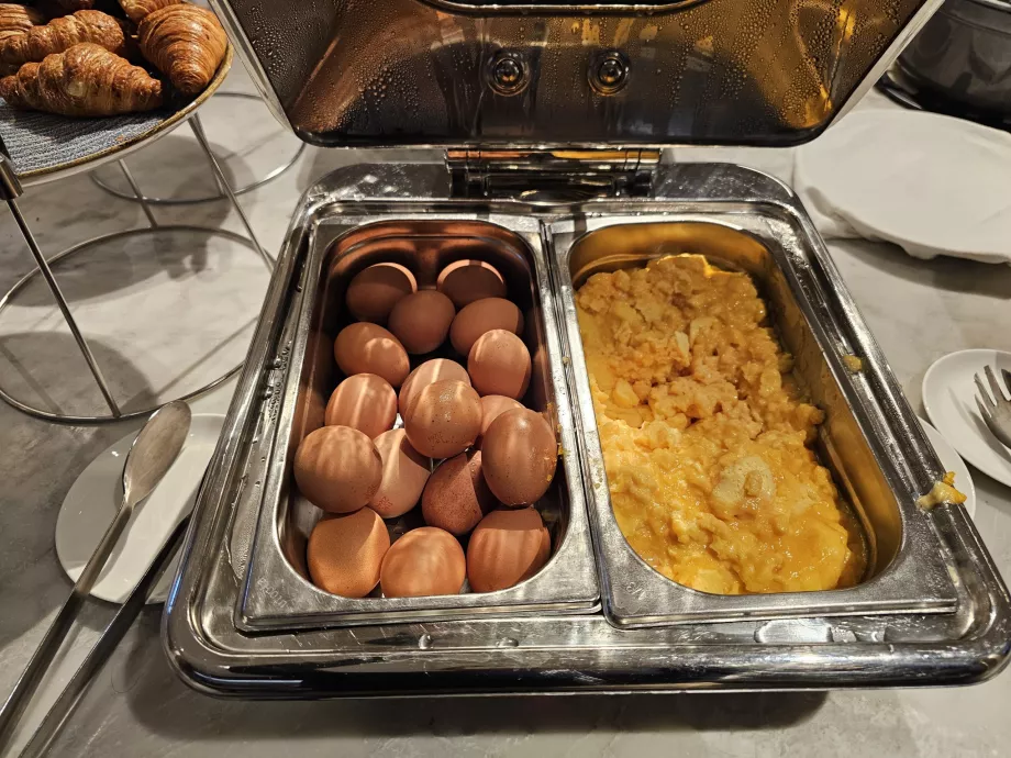 Reggeli ajánlat - meleg ételek