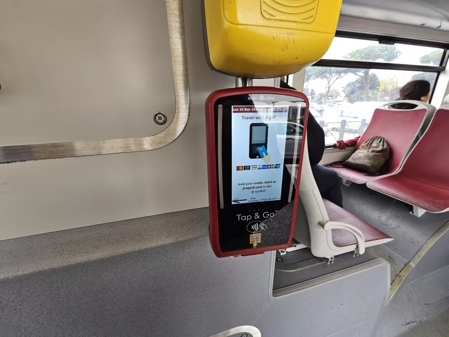 Érintkezés nélküli viteldíjfizetéshez szükséges érvényesítő