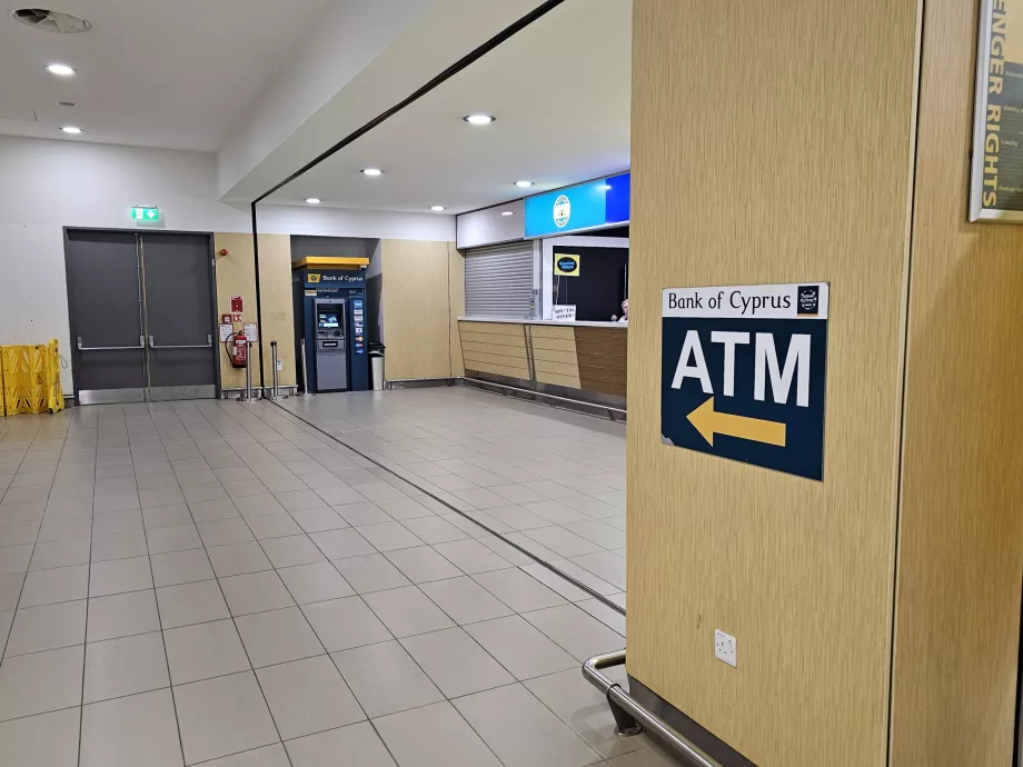 Kényelmes Bank of Cyprus ATM