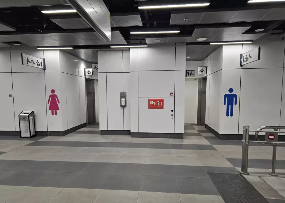 Ingyenes WC a metróállomáson