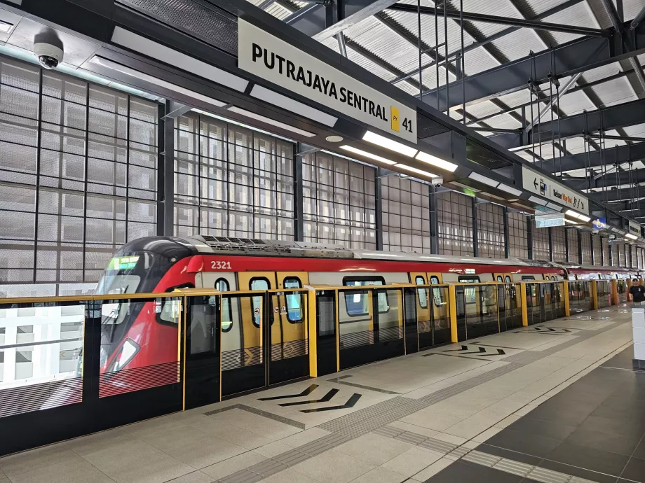 Putrajaya Sentral metróállomás