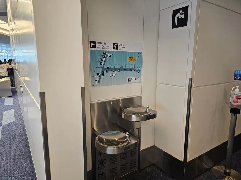 Ivóvíz a tranzitzónában