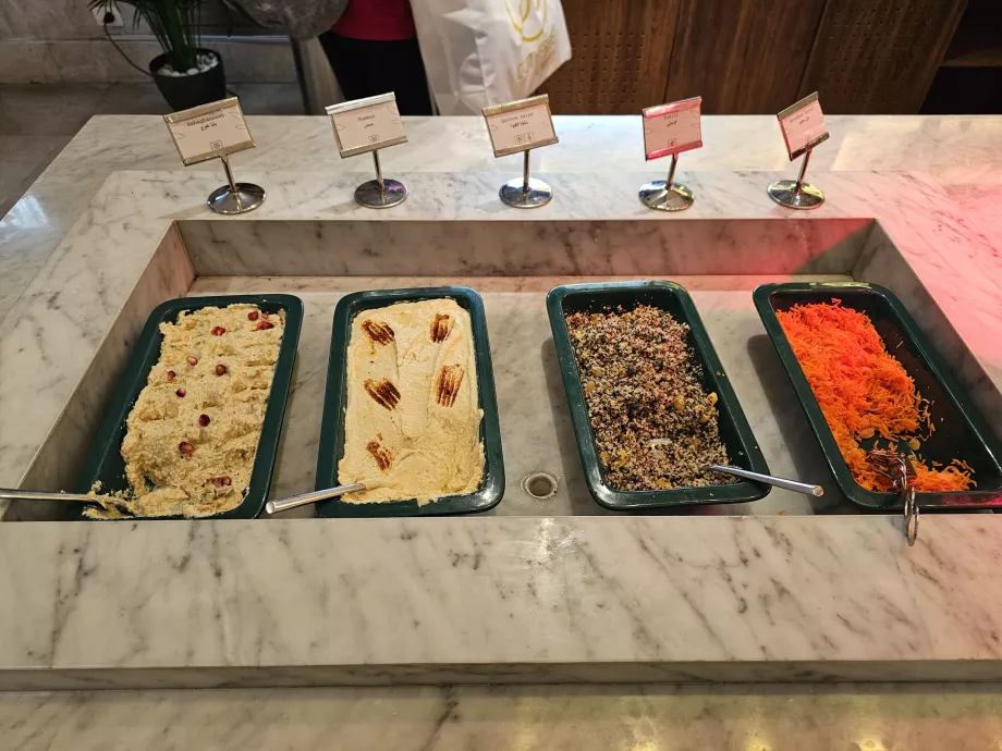 Kenhető saláták és saláták