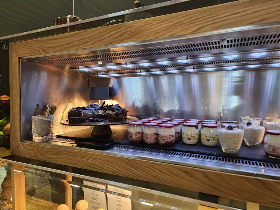 Büfé - joghurt és gabonafélék