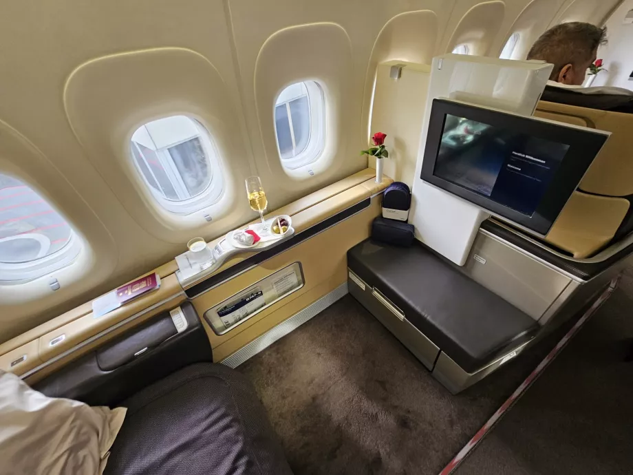 Első osztályú ülés