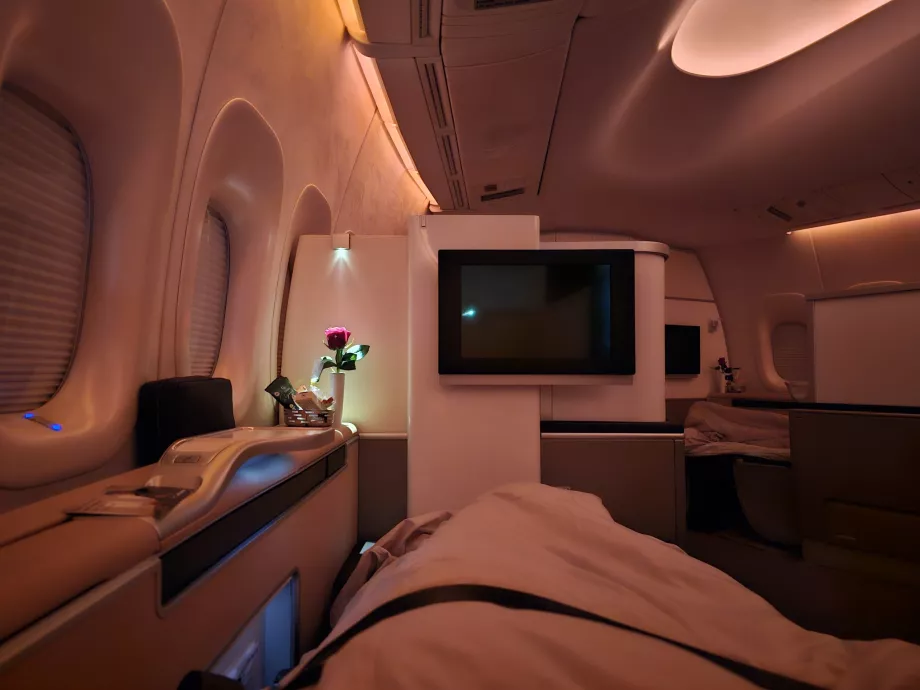 Első osztályon kihajtható ágy