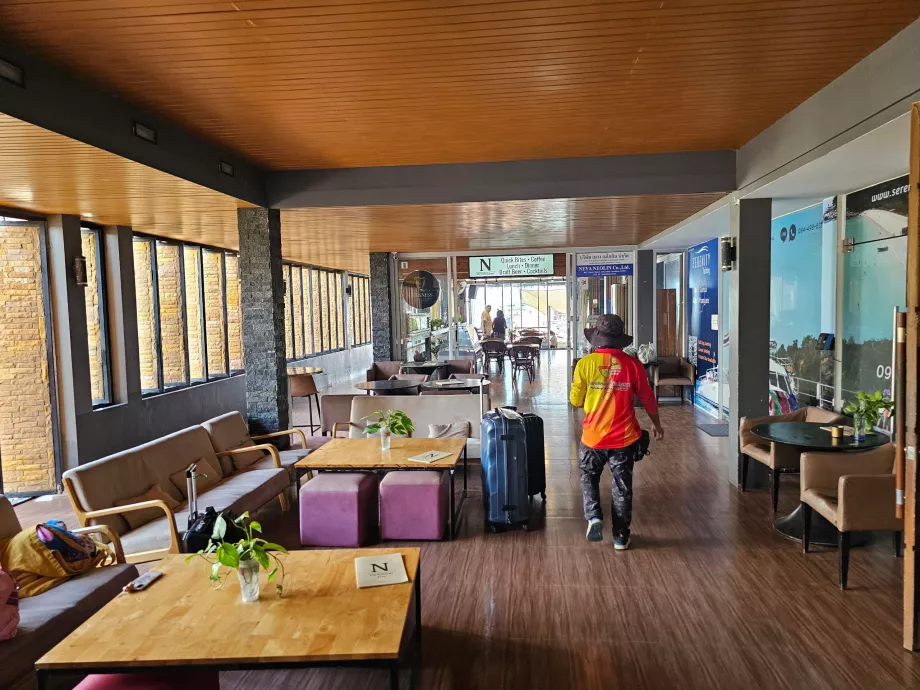 Petcherat Marina váróterem