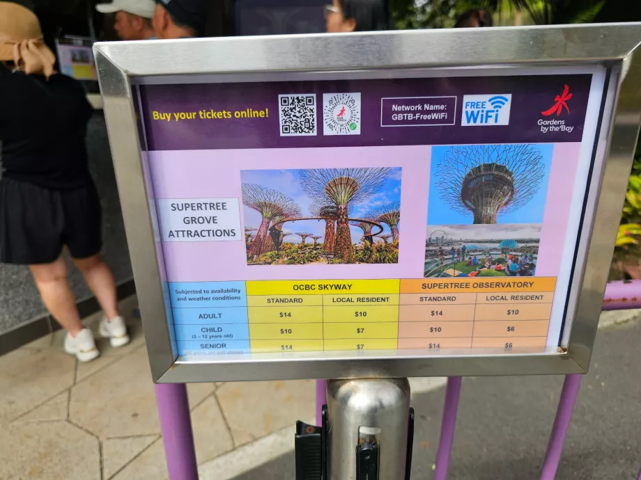 Gardens by the Bay, a Supertree Obszervatórium bejárata
