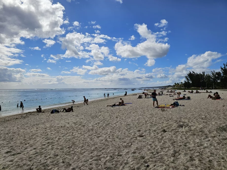 Flic en Flac strand