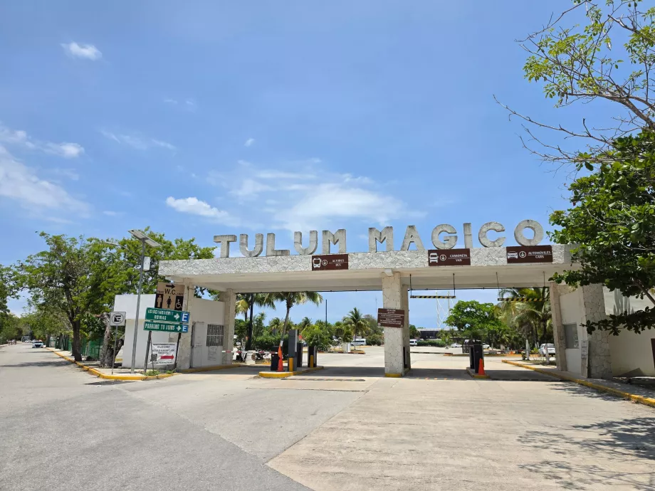 Tulum régészeti lelőhely, a parkoló bejárata