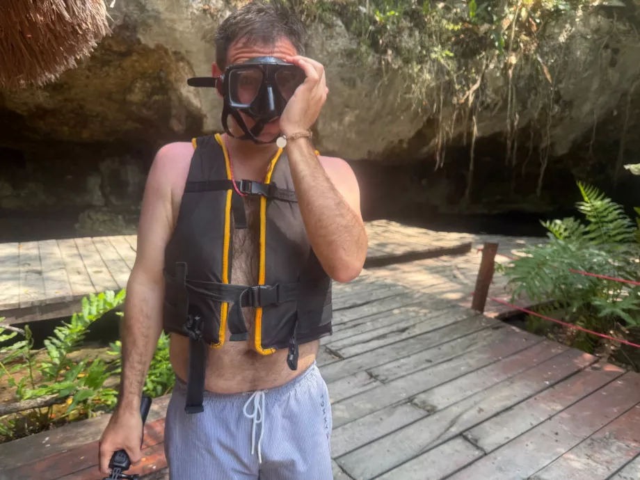 Én, mielőtt beléptem a Gran Cenote-ba