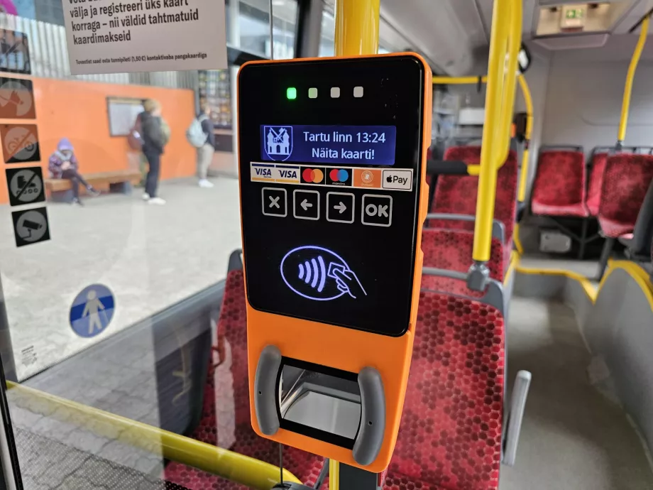 Fizetés a buszjegyért