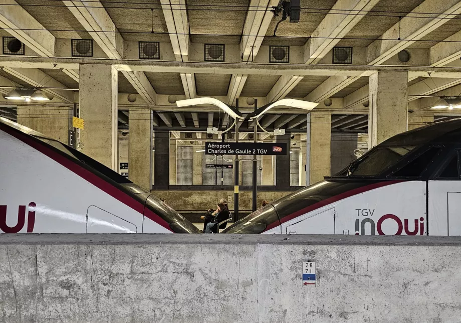 TGV állomás a repülőtéren