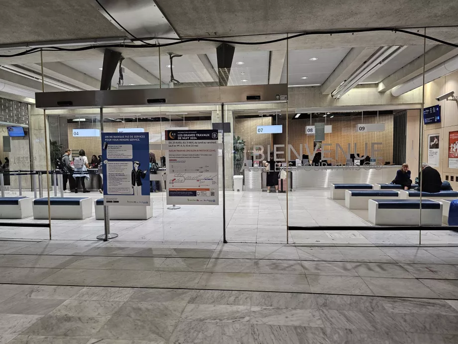 Jegypénztárak tömegközlekedési jegyekért, 2. terminálok