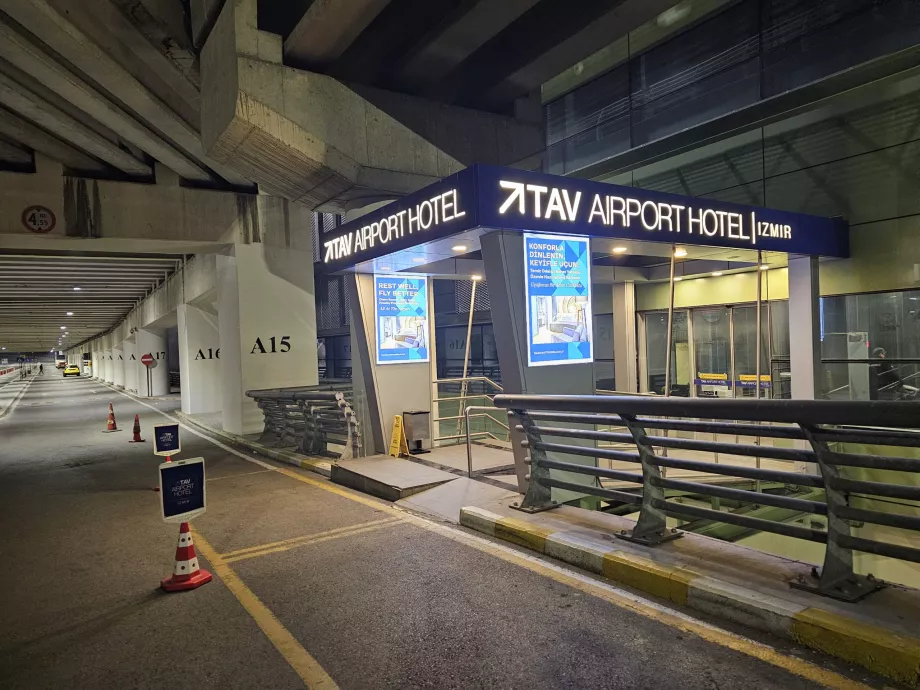 Repülőtéri szálloda TAV