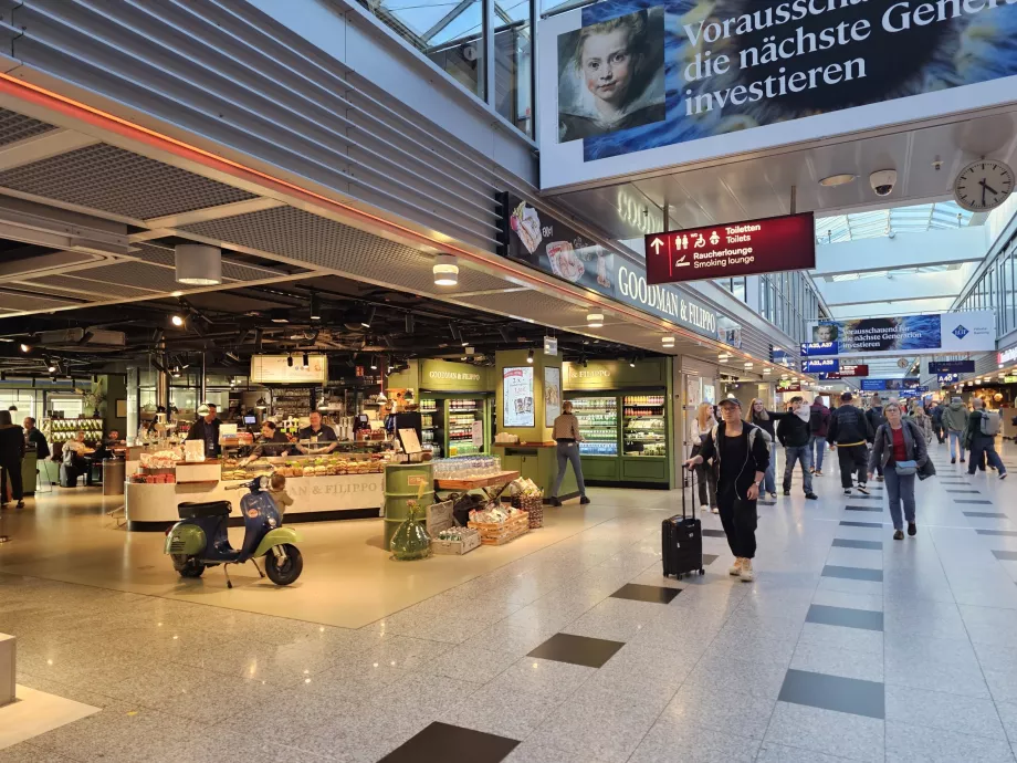 Étterem a tranzitterületen