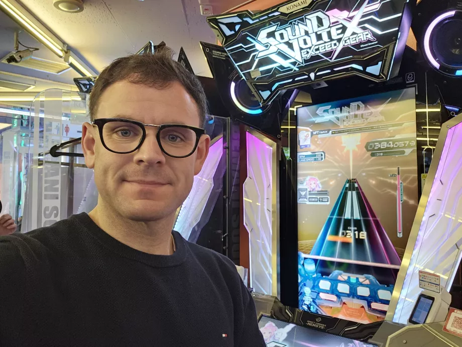 Én az Akihabara játékteremben