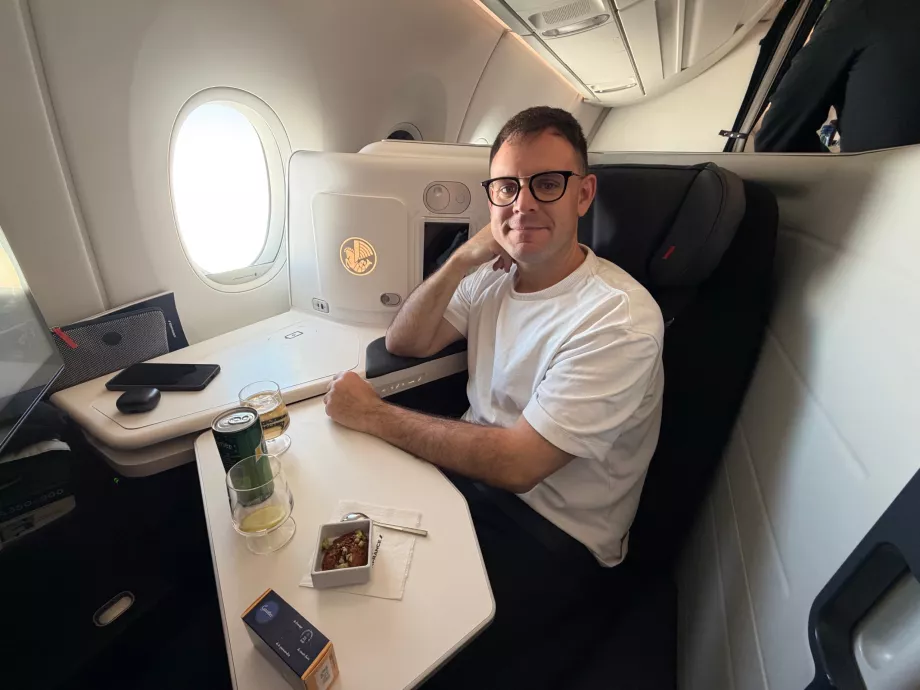 Én az Air France üzleti osztályán