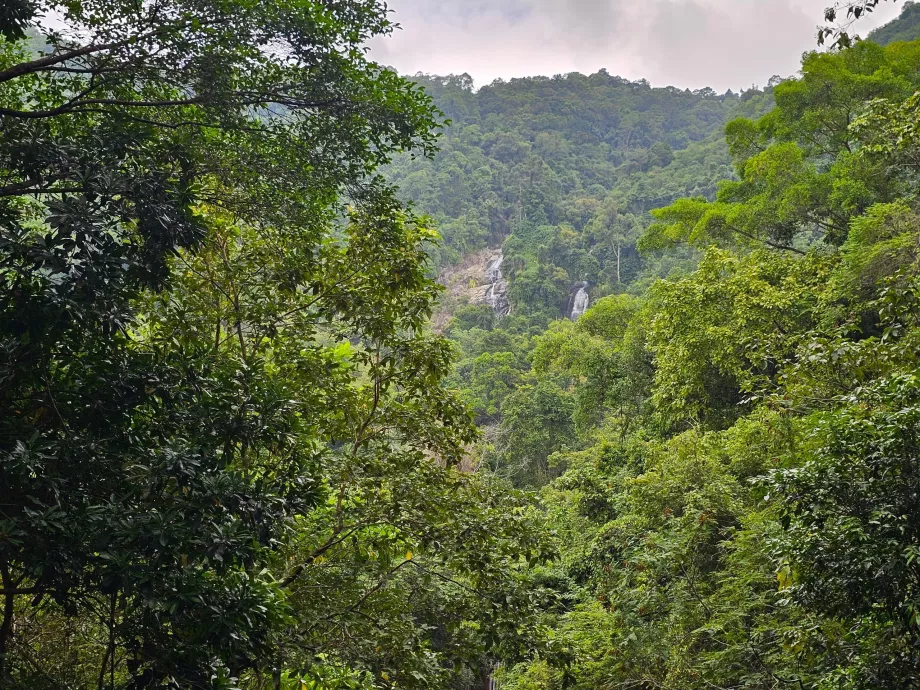 Namuang vízesések 2 és 3