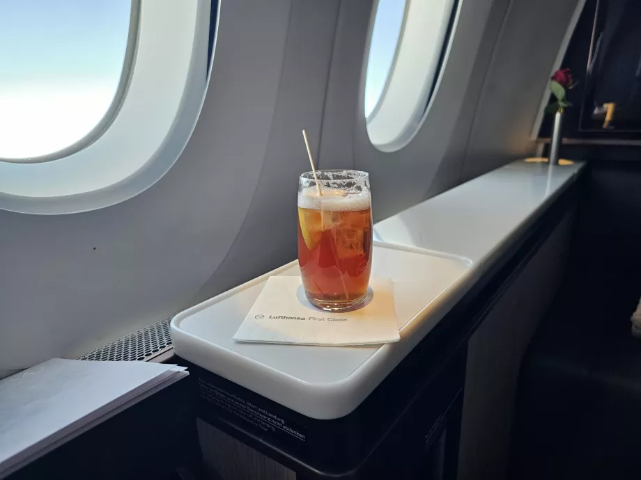 Aláírás koktél Avionic