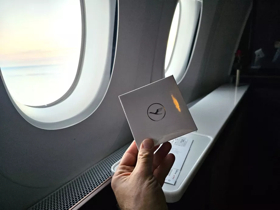 Búcsú doboz csokoládé