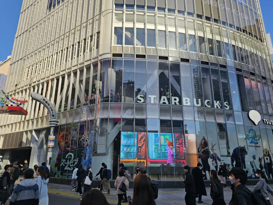 Starbucks a Shibuya Junction-nél