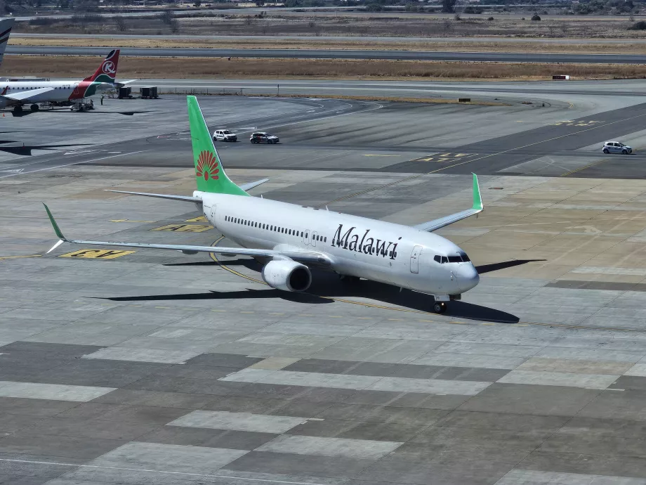 Malawi Airlines, Boeing 737-es a johannesburgi repülőtéren
