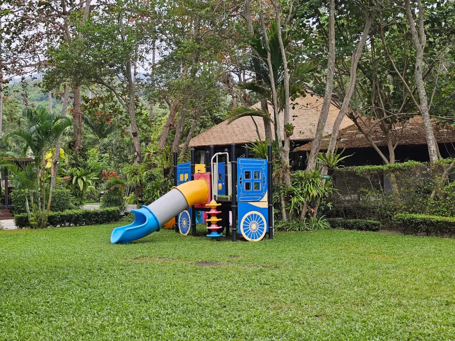 Kis játszótér gyerekeknek