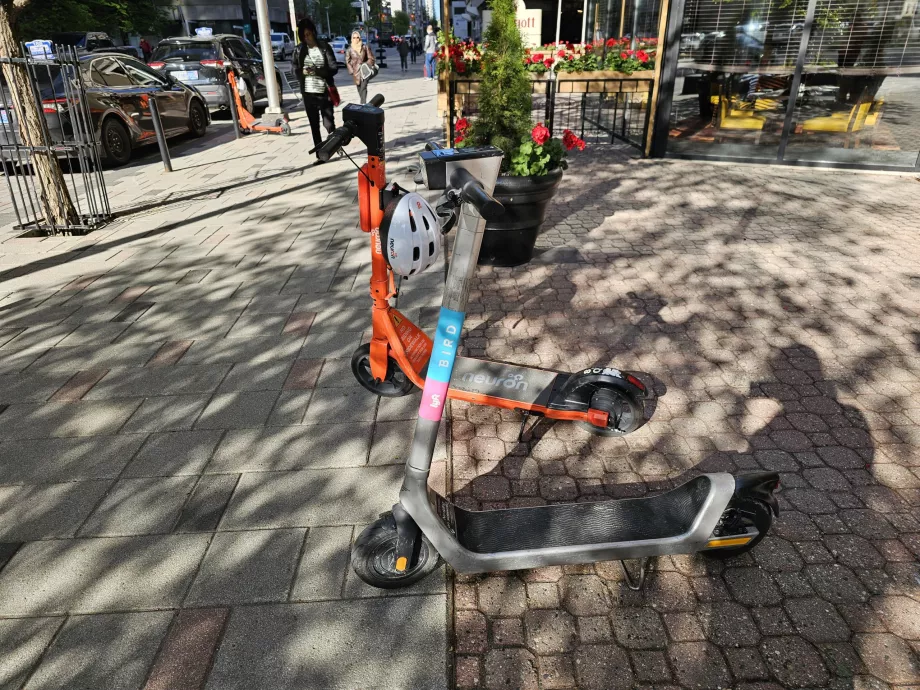 Megosztott robogók