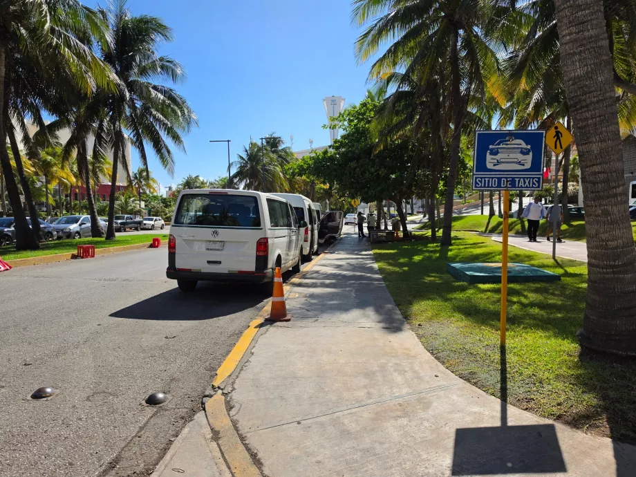 Taxiállomás Punta Cancúnban