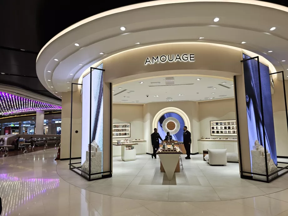 Kozmetikai üzlet, tranzitzóna