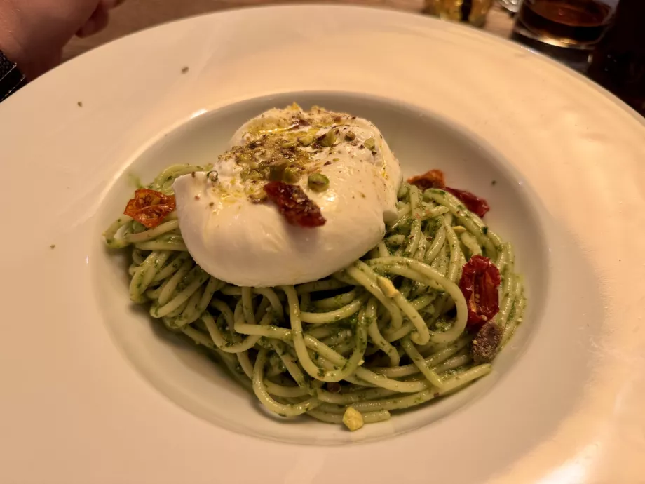 Spagetti burratával