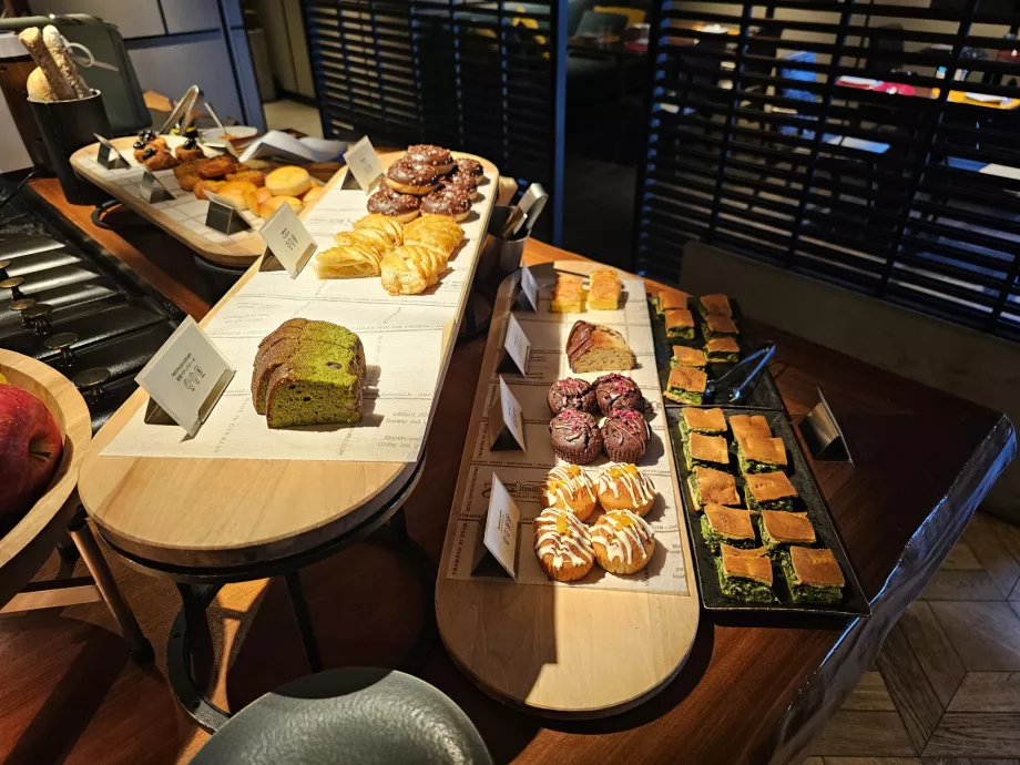 Reggeli - édes sütemények