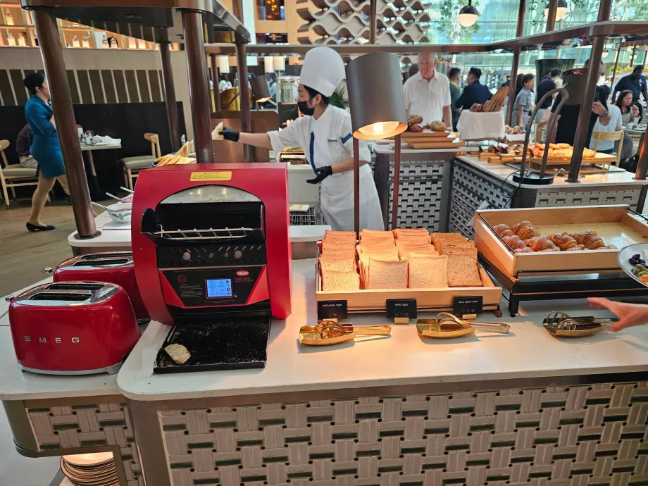 Reggeli a Rise étteremben