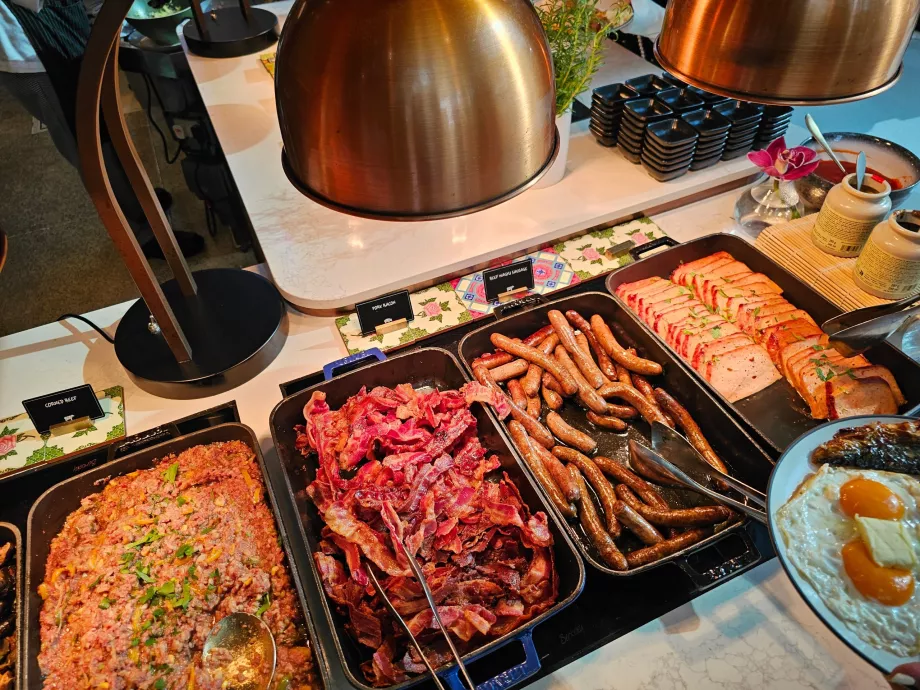 Reggeli a Rise étteremben